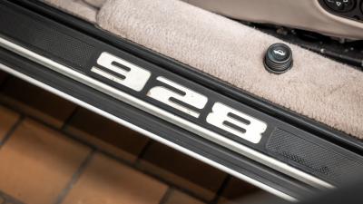 1989 Porsche 928 S4