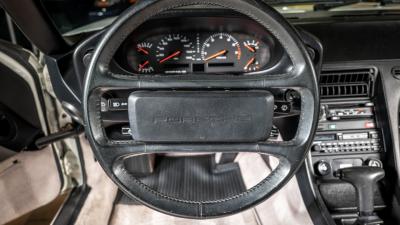 1989 Porsche 928 S4