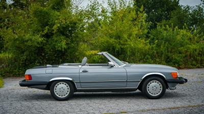 1987 Mercedes - Benz 560 SL