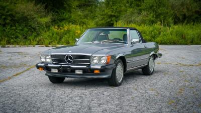 1987 Mercedes - Benz 560 SL