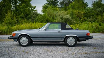 1987 Mercedes - Benz 560 SL