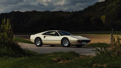 1976 Ferrari 308 GTB "Vetroresina"