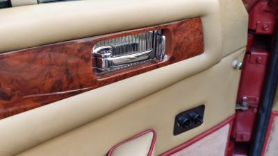 1987 Aston Martin V8 Volante