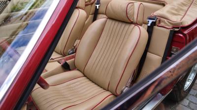 1987 Aston Martin V8 Volante
