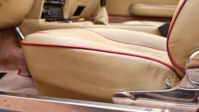 1987 Aston Martin V8 Volante