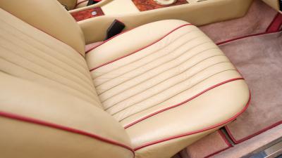 1987 Aston Martin V8 Volante