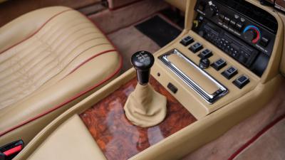 1987 Aston Martin V8 Volante