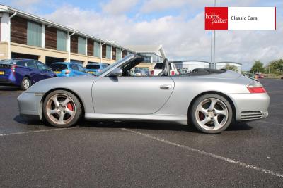 2004 Porsche 911 CARRERA 4S