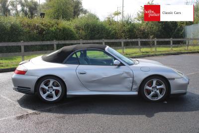 2004 Porsche 911 CARRERA 4S