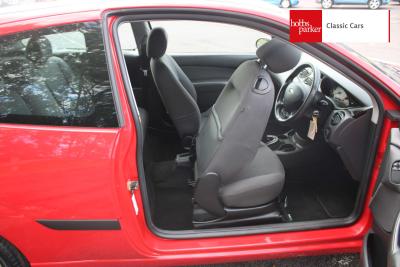 2005 Ford FOCUS EDGE