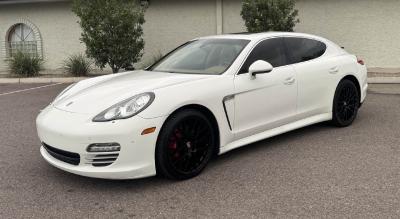 2010 Porsche PANAMERA 4S