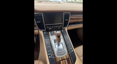 2010 Porsche PANAMERA 4S