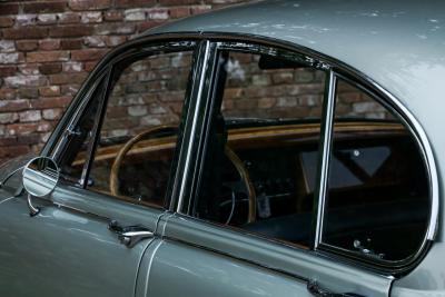 1964 Jaguar Mark 2 3.4 Litre &ldquo;Seafrost Metallic over Navy Blue leather&rdquo;