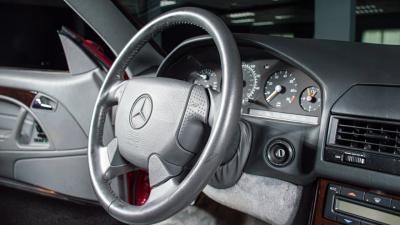 1997 Mercedes - Benz SL 320