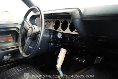 1970 Dodge Challenger RT/SE 440 SIX PACK