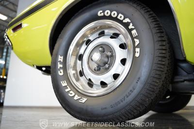 1970 Dodge Challenger RT/SE 440 SIX PACK
