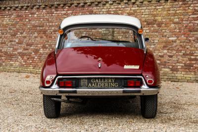 1971 Citro&euml;n Citro&euml;n DS21 Berline Automatique &ldquo;Rouge Cornaline&rdquo;
