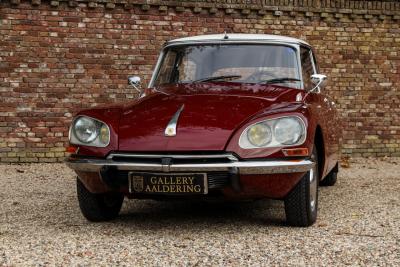 1971 Citro&euml;n Citro&euml;n DS21 Berline Automatique &ldquo;Rouge Cornaline&rdquo;