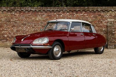 1971 Citro&euml;n Citro&euml;n DS21 Berline Automatique &ldquo;Rouge Cornaline&rdquo;