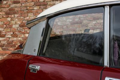 1971 Citro&euml;n Citro&euml;n DS21 Berline Automatique &ldquo;Rouge Cornaline&rdquo;