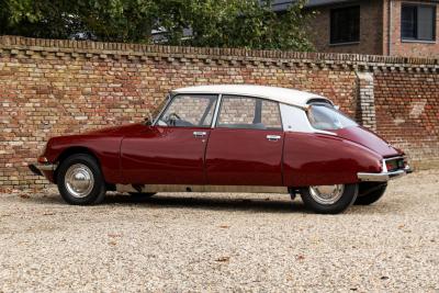 1971 Citro&euml;n Citro&euml;n DS21 Berline Automatique &ldquo;Rouge Cornaline&rdquo;