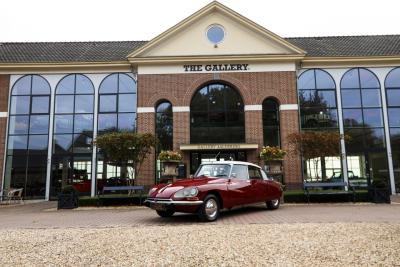 1971 Citro&euml;n Citro&euml;n DS21 Berline Automatique &ldquo;Rouge Cornaline&rdquo;