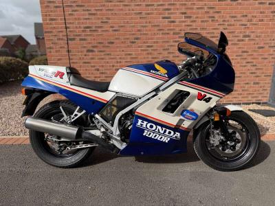 1988 Honda VF1000RG
