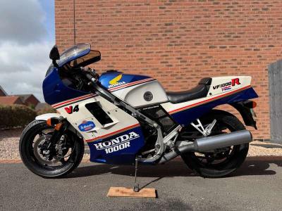 1988 Honda VF1000RG