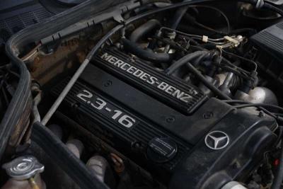 1986 Mercedes - Benz 190E 2.3 16