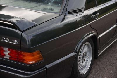 1986 Mercedes - Benz 190E 2.3 16