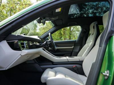 2022 Porsche Performance Plus 93.4kWh 4S Sport Turismo Auto 4WD 5dr (11kW Charger)