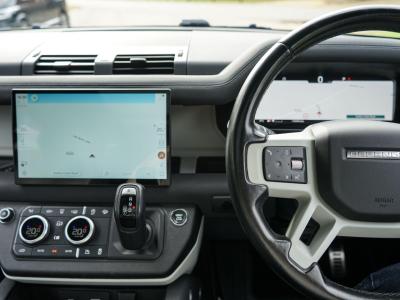 2022 Land Rover 3.0 D300 MHEV X-Dynamic SE SUV 5dr Diesel Auto 4WD Euro 6 (s/s) (300 ps)