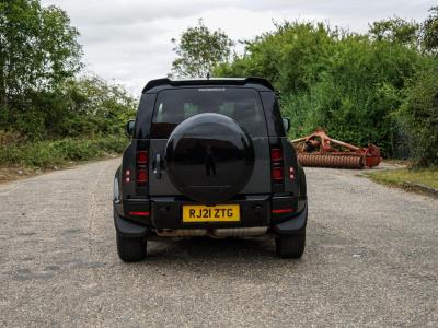 2021 Land Rover 3.0 D250 MHEV X-Dynamic S Auto 4WD Euro 6 (s/s) 3dr
