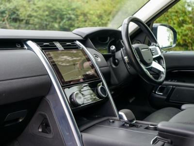 2022 Land Rover 3.0 D300 MHEV SE Auto 4WD Euro 6 (s/s) 5dr