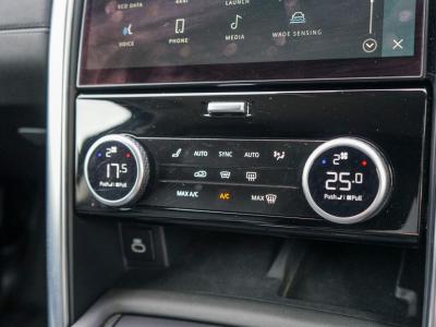 2022 Land Rover 3.0 D300 MHEV SE Auto 4WD Euro 6 (s/s) 5dr
