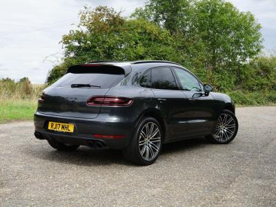 2017 Porsche 3.6T V6 Turbo Performance PDK 4WD Euro 6 (s/s) 5dr