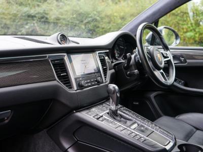 2017 Porsche 3.6T V6 Turbo Performance PDK 4WD Euro 6 (s/s) 5dr
