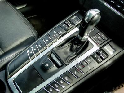 2017 Porsche 3.0T V6 GTS PDK 4WD Euro 6 (s/s) 5dr