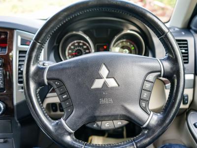 2015 Mitsubishi 3.2 DI-DC SG3 Auto 4WD Euro 5 5dr LWB