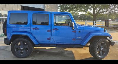 2014 Jeep WRANGLER UNLIMITED SAHARA