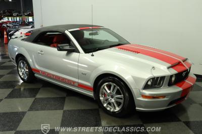 2005 Ford Mustang GT Convertible