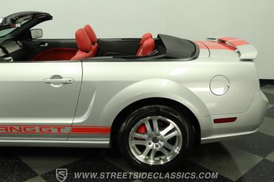 2005 Ford Mustang GT Convertible