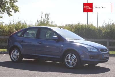 2005 Ford FOCUS GHIA AUTO