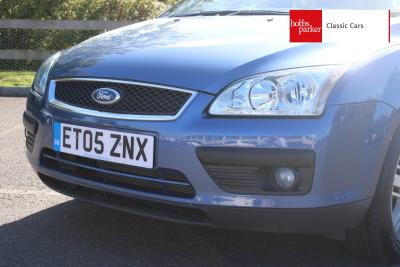 2005 Ford FOCUS GHIA AUTO