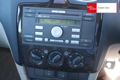 2005 Ford FOCUS GHIA AUTO