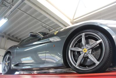 2010 Ferrari California 4.3 &ldquo;Tasteful Grigio Silverstone&rdquo;