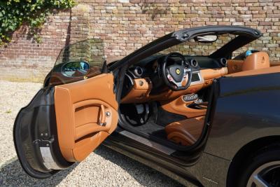 2010 Ferrari California 4.3 &ldquo;Tasteful Grigio Silverstone&rdquo;