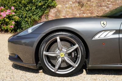 2010 Ferrari California 4.3 &ldquo;Tasteful Grigio Silverstone&rdquo;