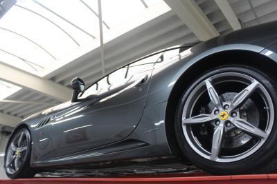 2010 Ferrari California 4.3 &ldquo;Tasteful Grigio Silverstone&rdquo;