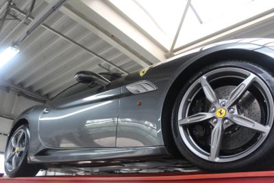 2010 Ferrari California 4.3 &ldquo;Tasteful Grigio Silverstone&rdquo;